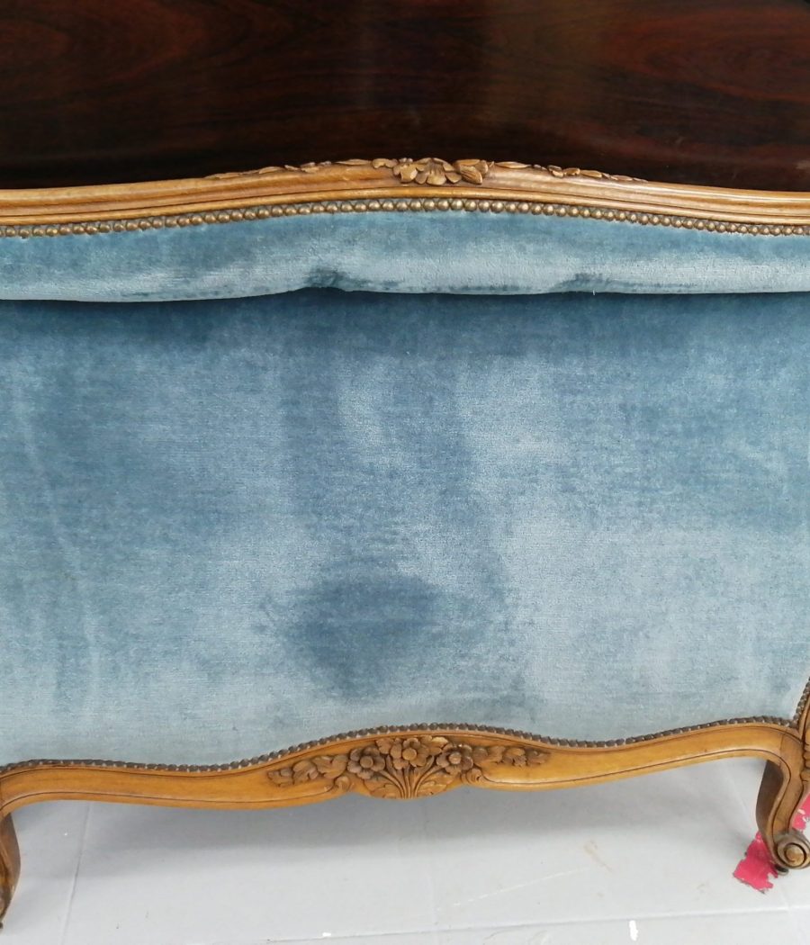 Cama góndola francesa