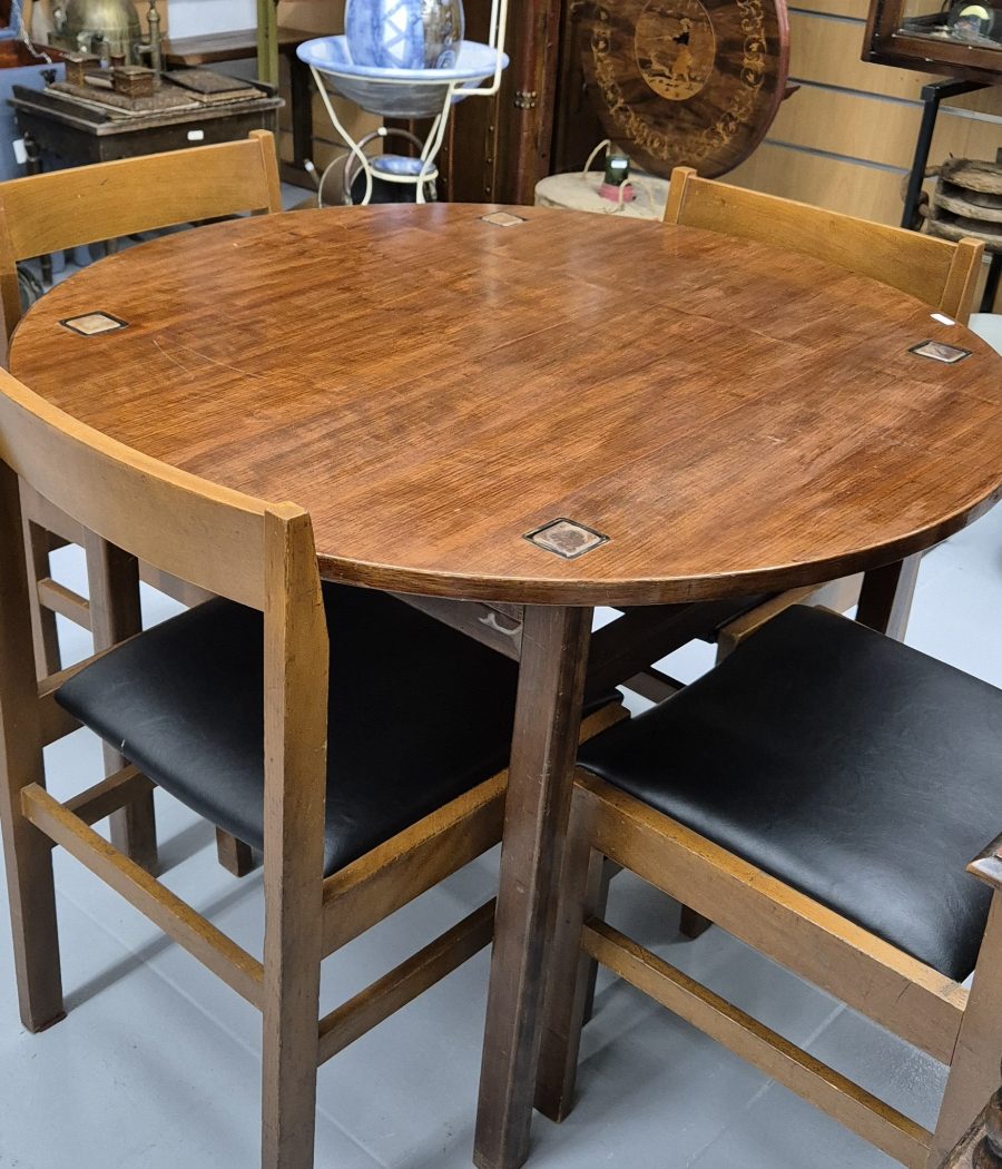 Mesa / mesa de juegos