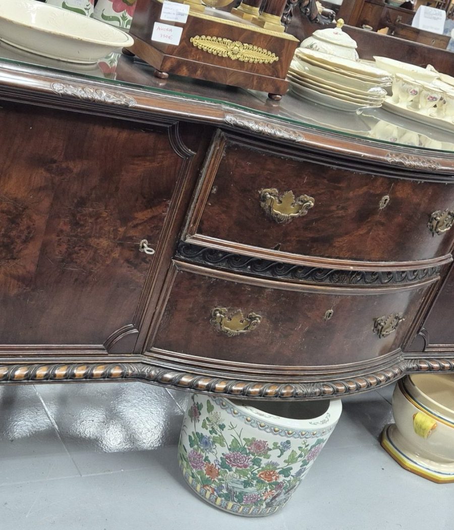 Aparador Chippendale