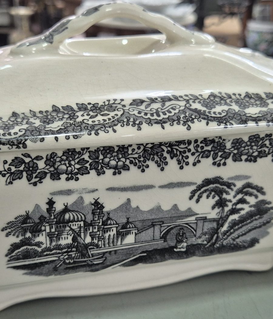 Bombonera Cartuja de Sevilla