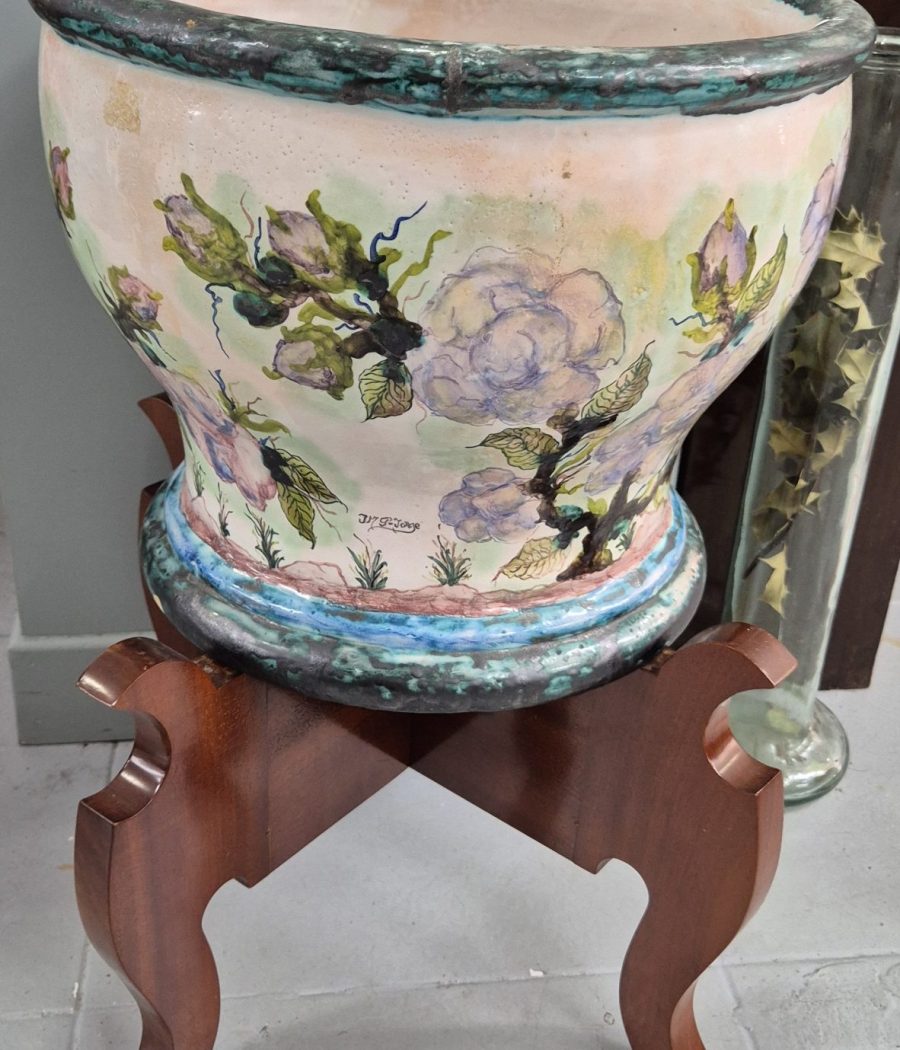 Macetero Faitanar con peana