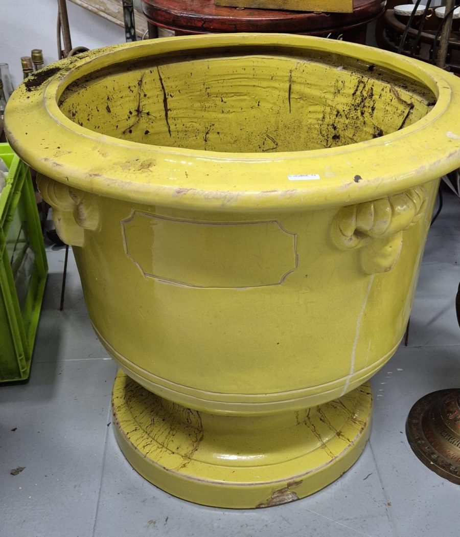 Macetero de gran tamaño